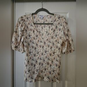 Nine West Women's Cream Floral V-Neck Puff Sleeve Top